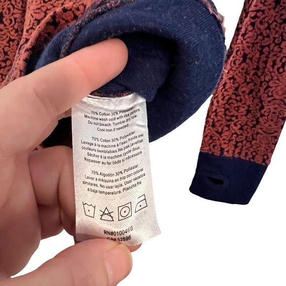 Kavu Long Sleeve Button Pullover Paisely Orange Blue Size Small - Picture 8 of 10